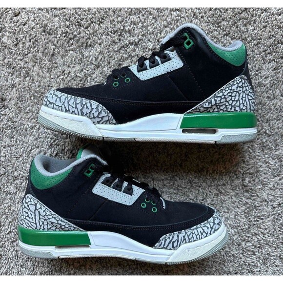 Nike Air Jordan 3 Retro Pine Green Size 7 Youth (Size 8.5 Women's) - Picture 2 of 8